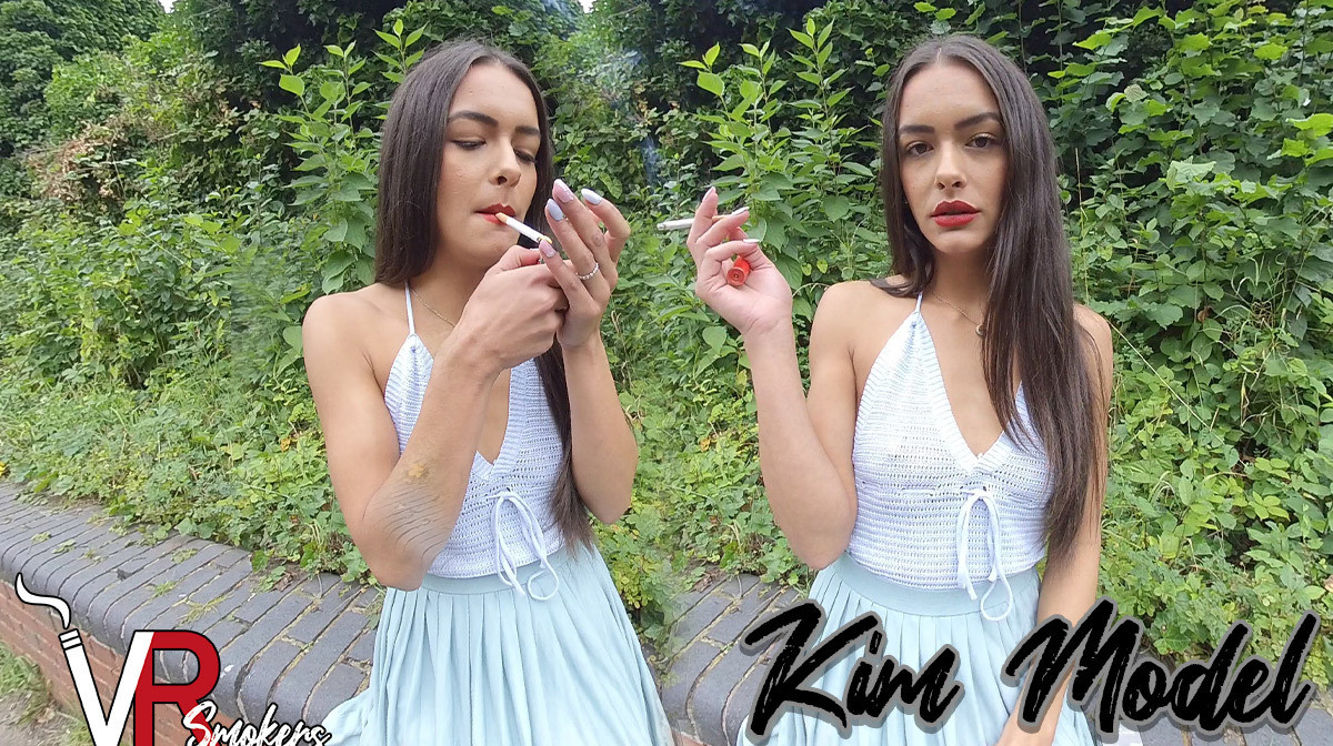 Kim Model - Knitted Top Slideshow