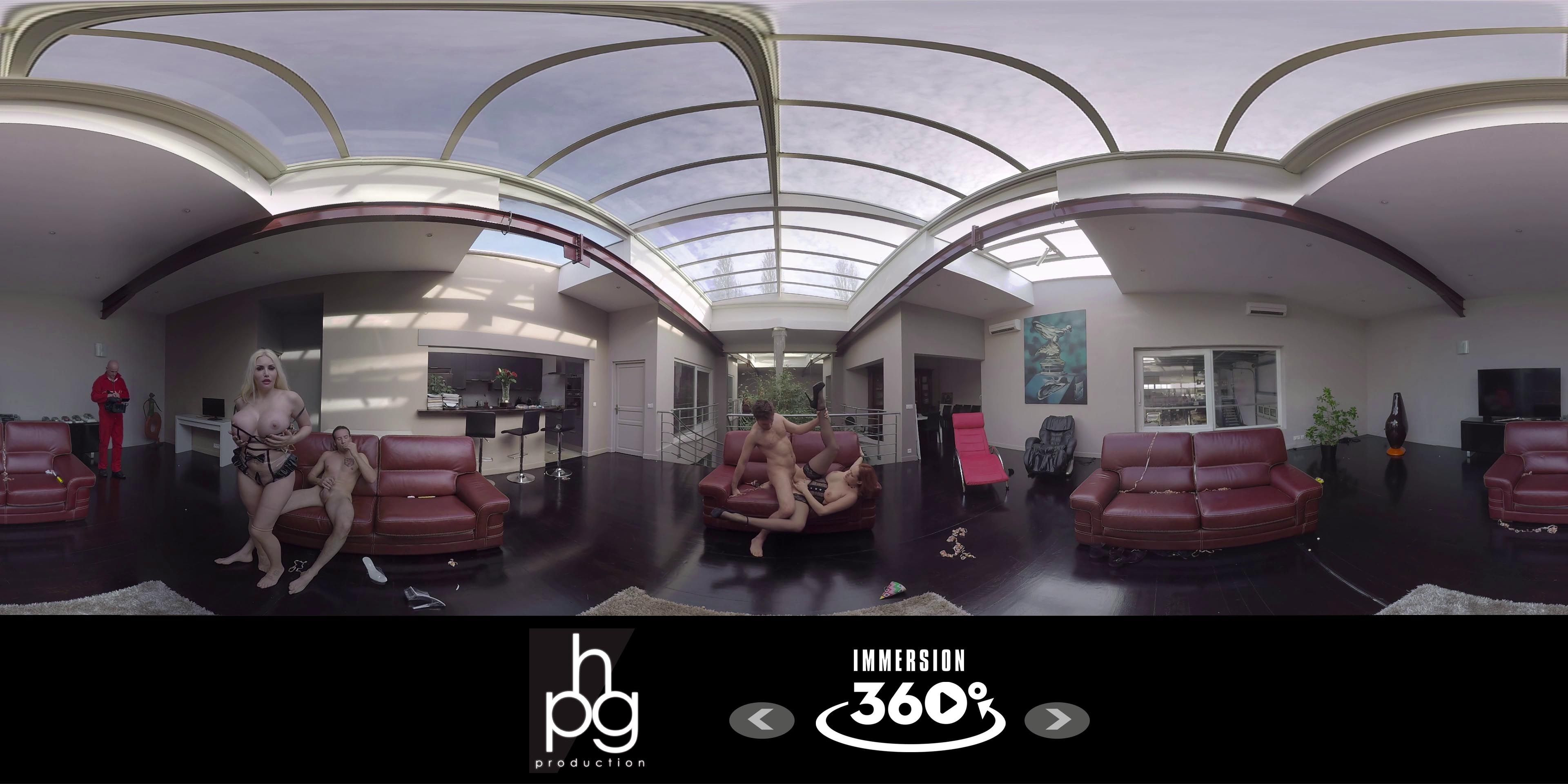 You're With Them - 360Â° Slideshow