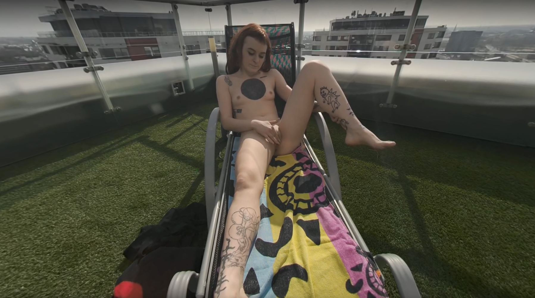 Afternoon Fun In The Sun Hot Tattoo Girl Brille Jills Herself Off... Slideshow