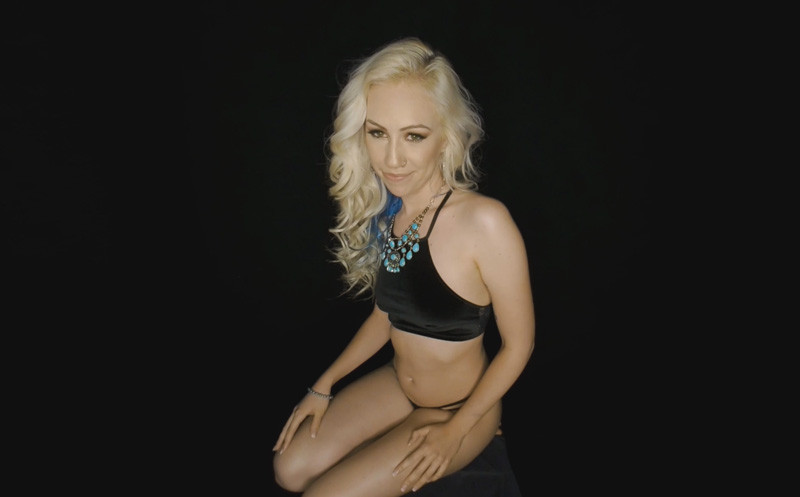 Lyra Law; Blonde Pornstar Solo Masturbation Slideshow