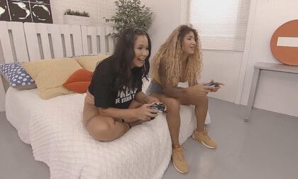 Lesbian Gamers - Sexy Latina Teen Lesbian 3D Porn Voyeur Slideshow