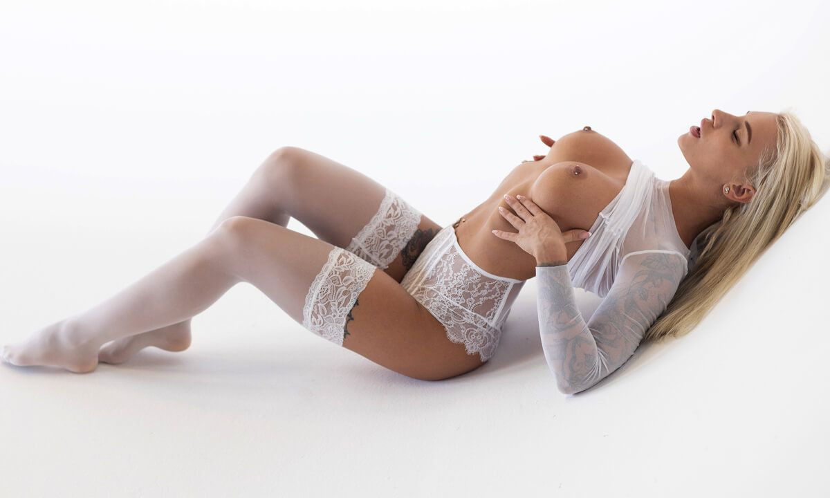 Hot & Heavy - Red Hot Big Tit Blonde AbbyQ Striptease Slideshow