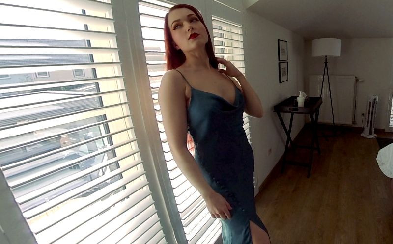 Lady Vengeance - Behind The Scenes - Redhead Solo Model Fingering BTS Slideshow