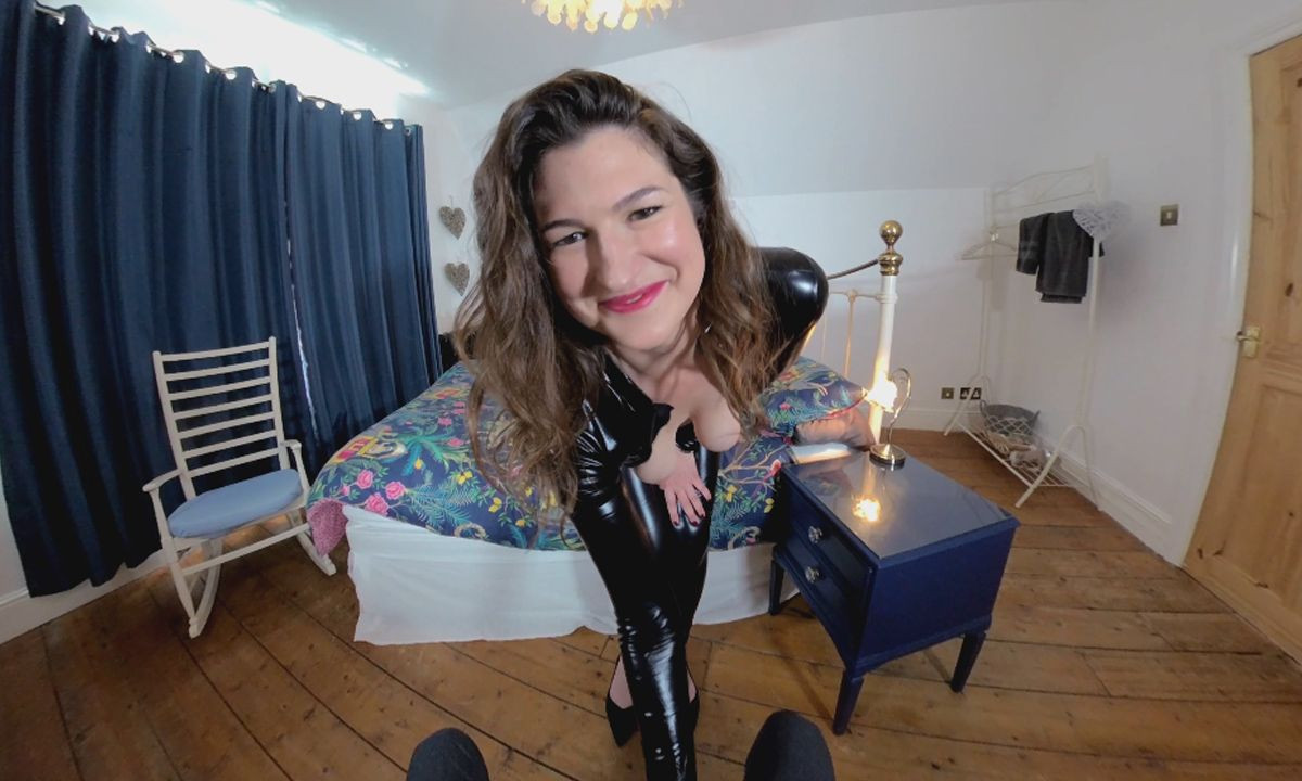 Felicity De Fiend - Wank For Me; British Amateur Solo in PVC Catsuit Slideshow