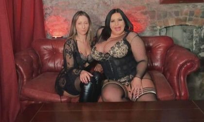 Mia and Aveena - Lesbian Domination; Amateur Huge Tits Lesbians BBW and Skininy Slideshow