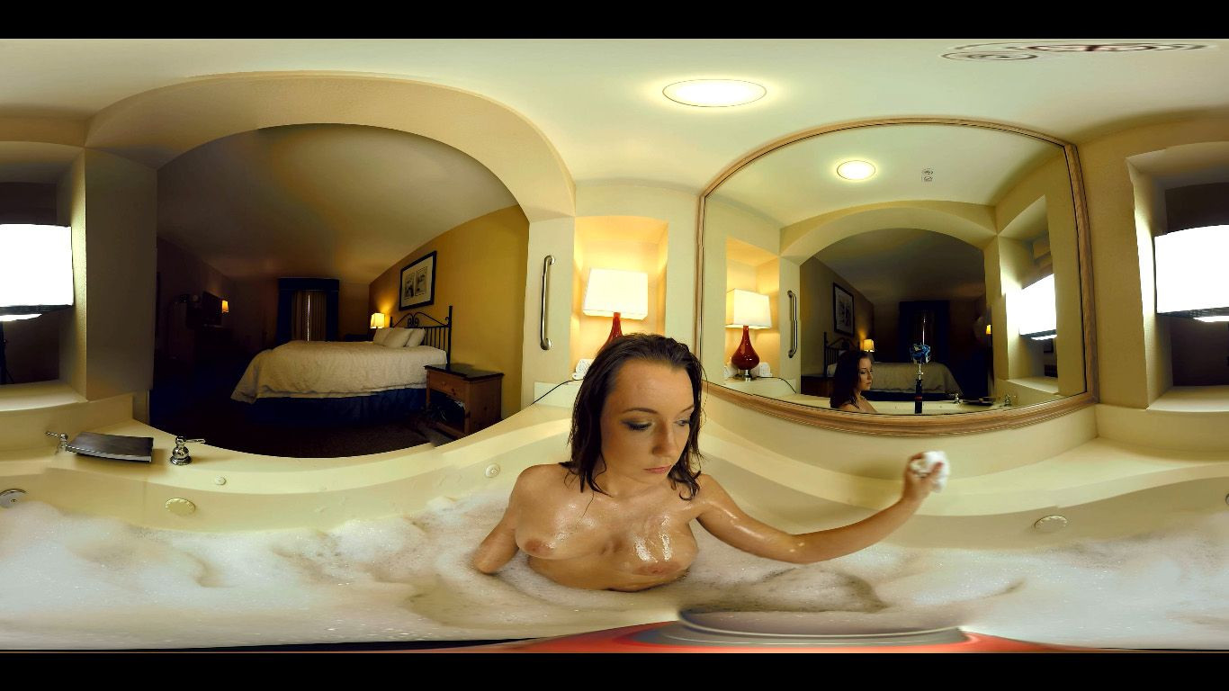 In The BATHTUB With Kateri - Big Tits Bath Teen Slideshow