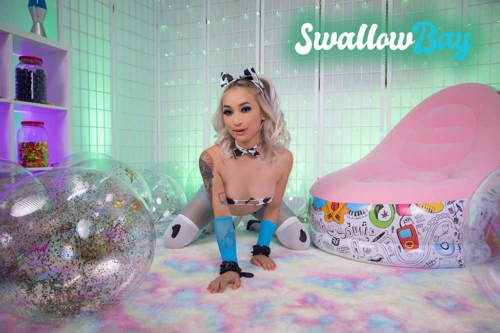 Avery's Milky Candy - Pornstar Avery Black Virtual Reality Blowjob Slideshow