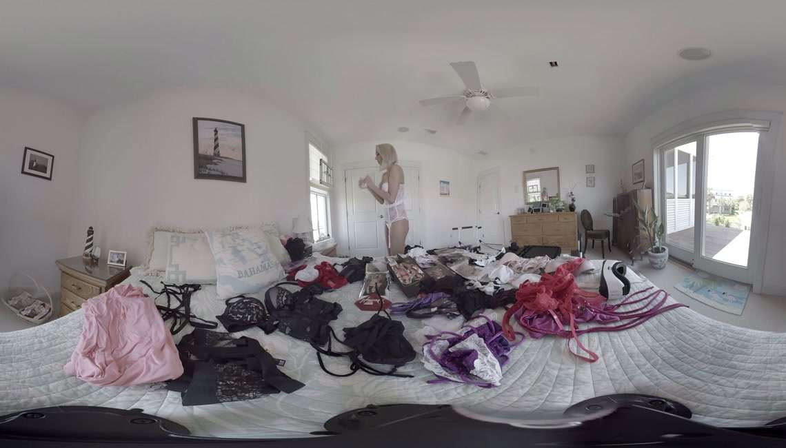 Jacquelyn Michelle VR Girlfriend Experience - Big Tits Lingerie Blonde Slideshow