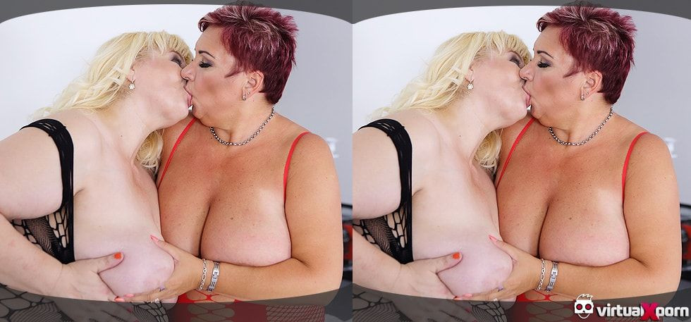 Mature Lesbian BBW Sex - Voyeur - VirtualXPorn Slideshow