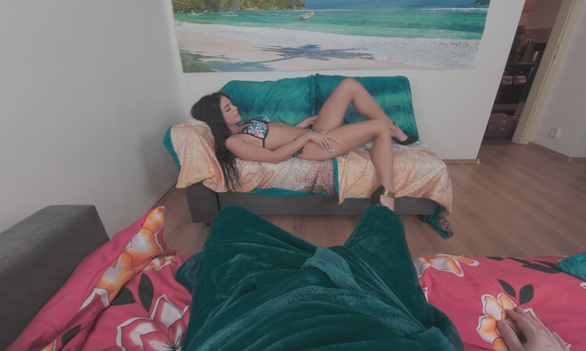 Mia Trejsi: Beach Babe - Fucking a Fit Pornstar in a Bikini Slideshow