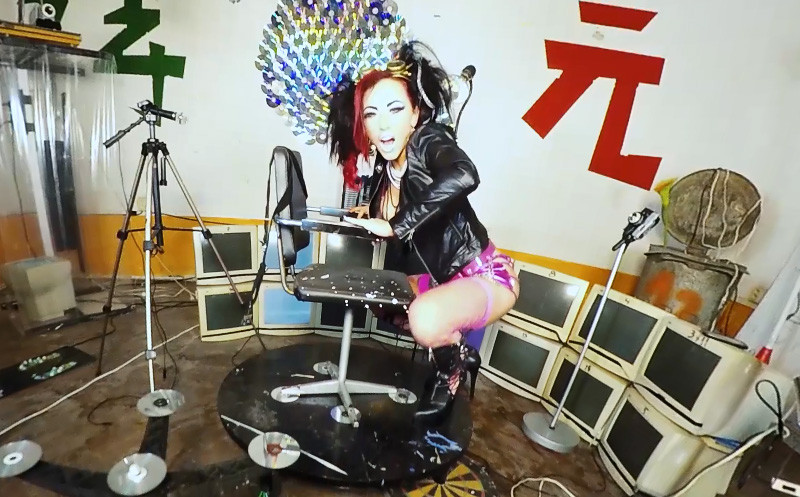 077 - RedFox - Rocker Girl Naked in Studio Slideshow